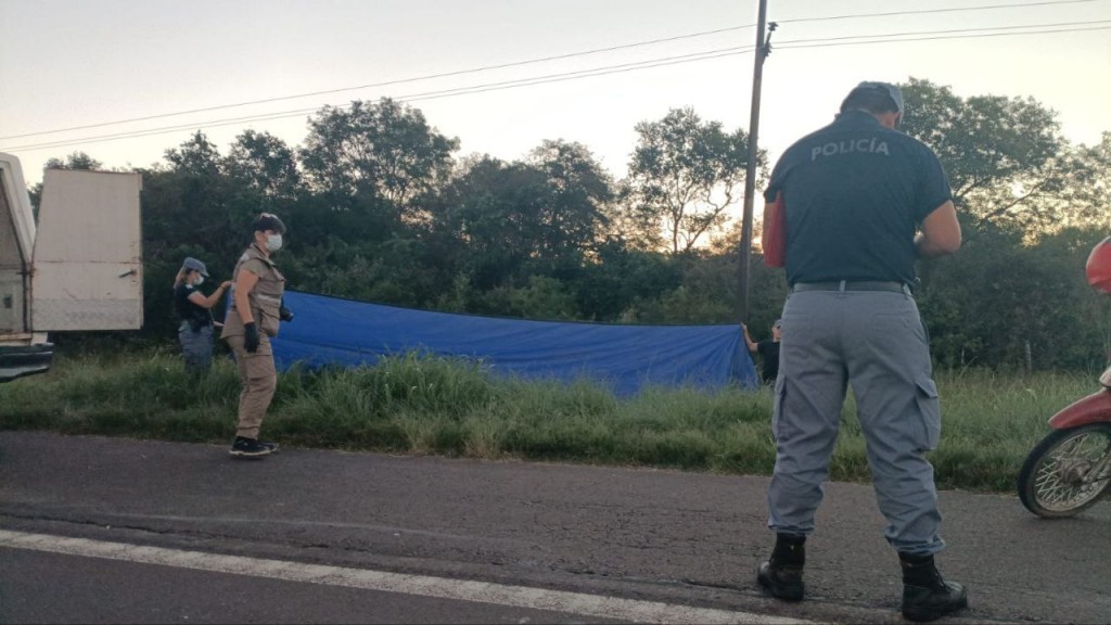 Hallaron un cuerpo humano en avanzado estado de descomposición a la vera de la Ruta 16 cerca de Puerto Tirol