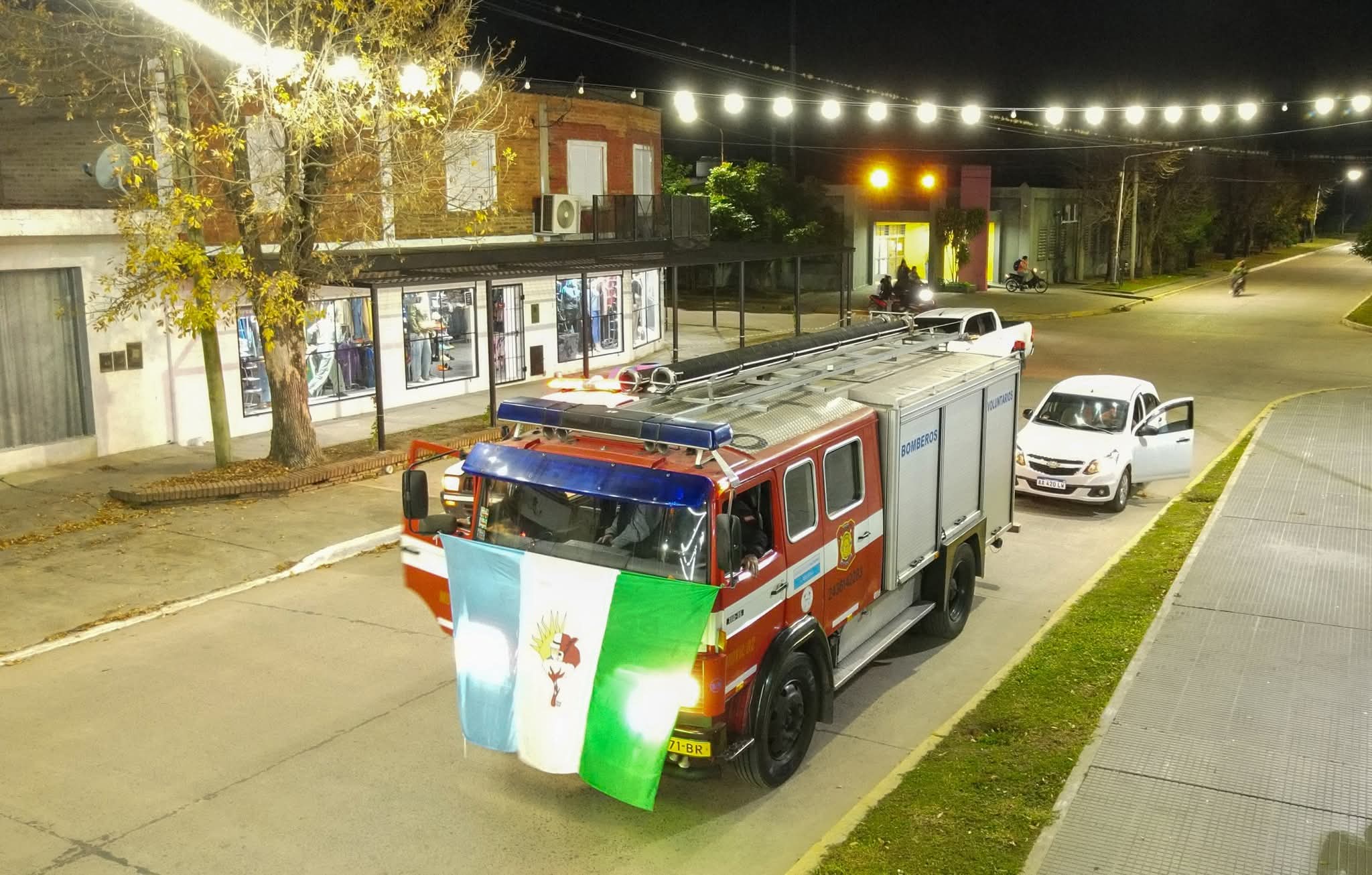 Makallé ya cuenta con un nuevo camión de bomberos